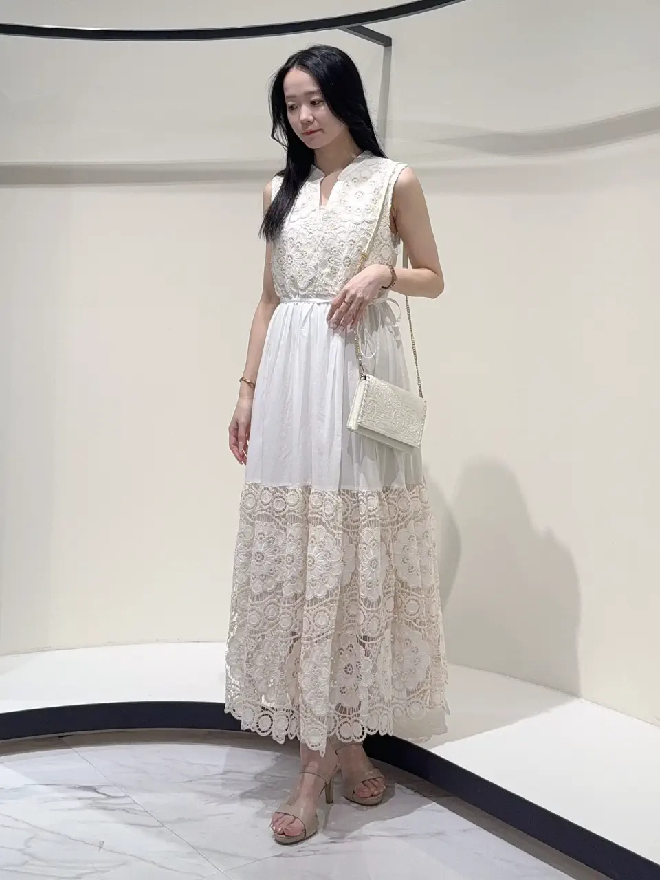 GRACE CONTINENTAL Suzuka コーディネート画像