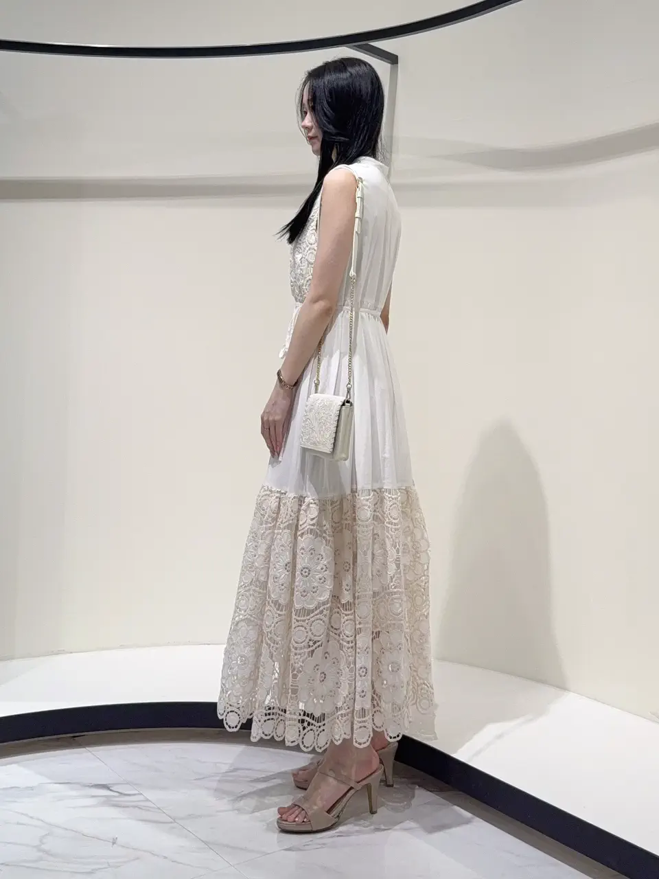 GRACE CONTINENTAL Suzuka コーディネート画像