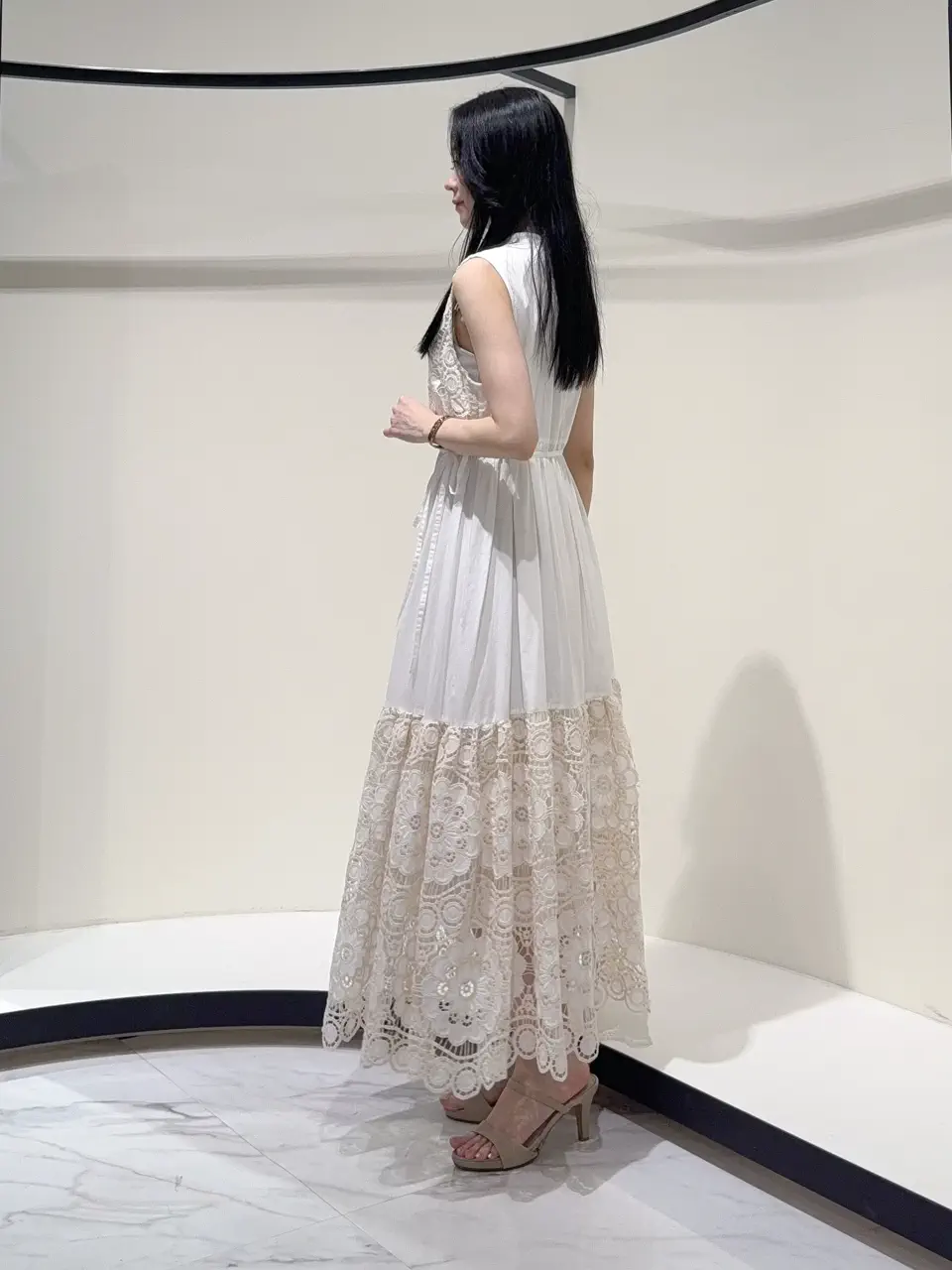 GRACE CONTINENTAL Suzuka コーディネート画像
