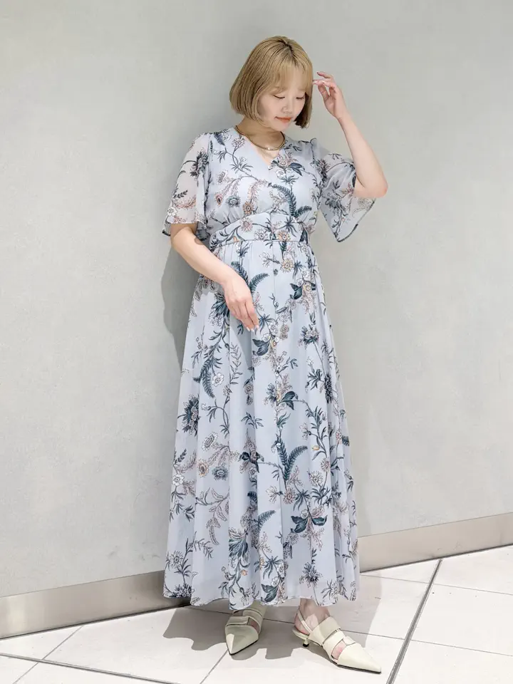 GRACE CONTINENTAL SAYUMI Nagashima コーディネート画像
