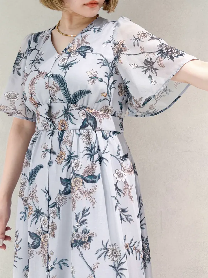 GRACE CONTINENTAL SAYUMI Nagashima コーディネート画像