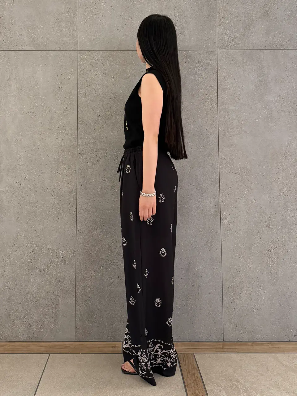 GRACE CONTINENTAL anri コーディネート画像