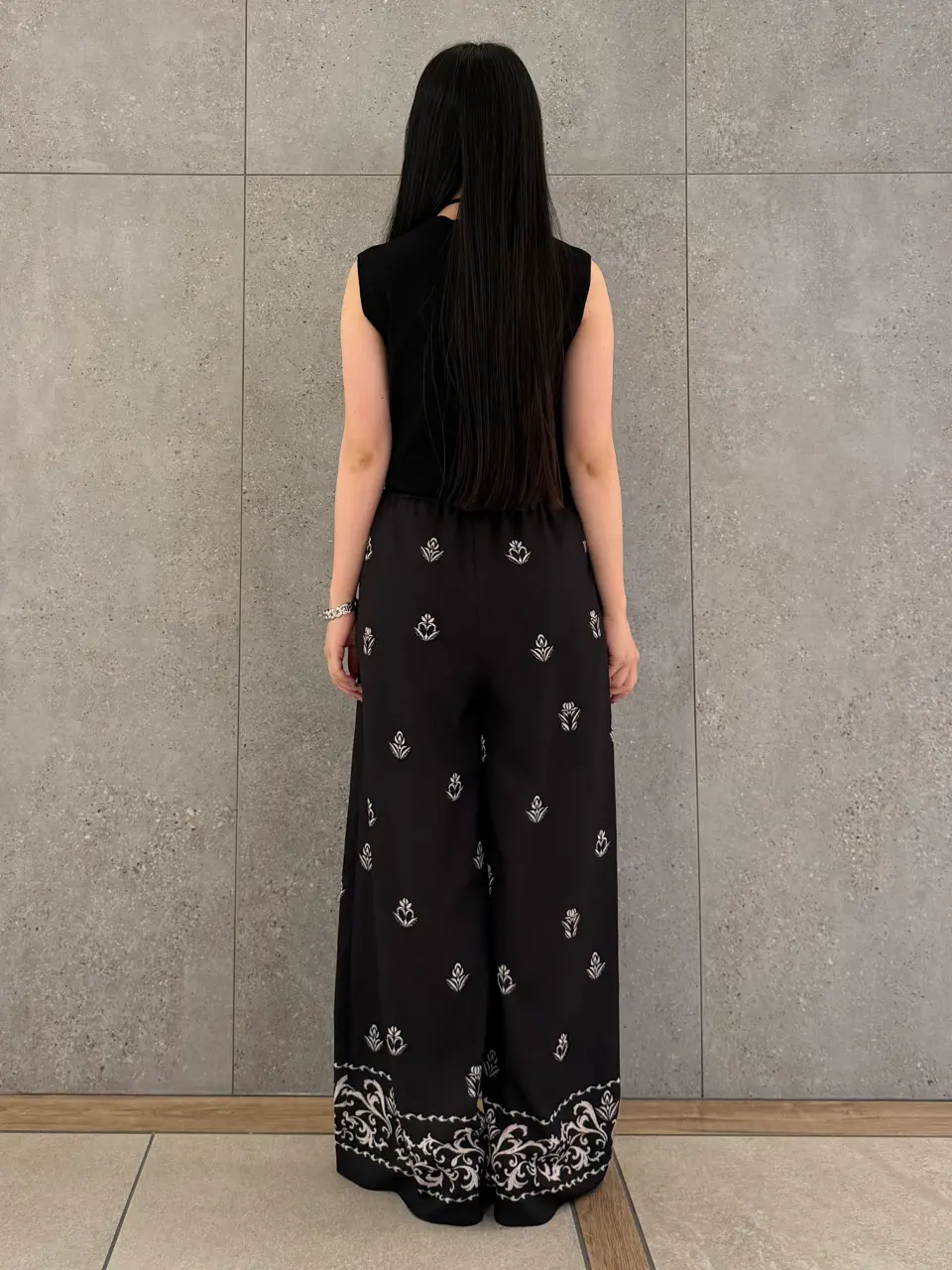 GRACE CONTINENTAL anri コーディネート画像
