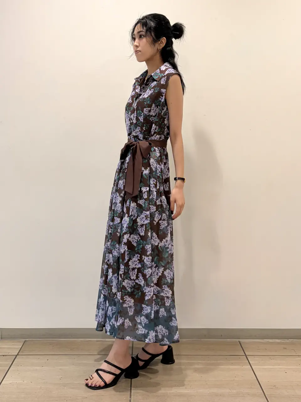 GRACE CONTINENTAL yoshi コーディネート画像