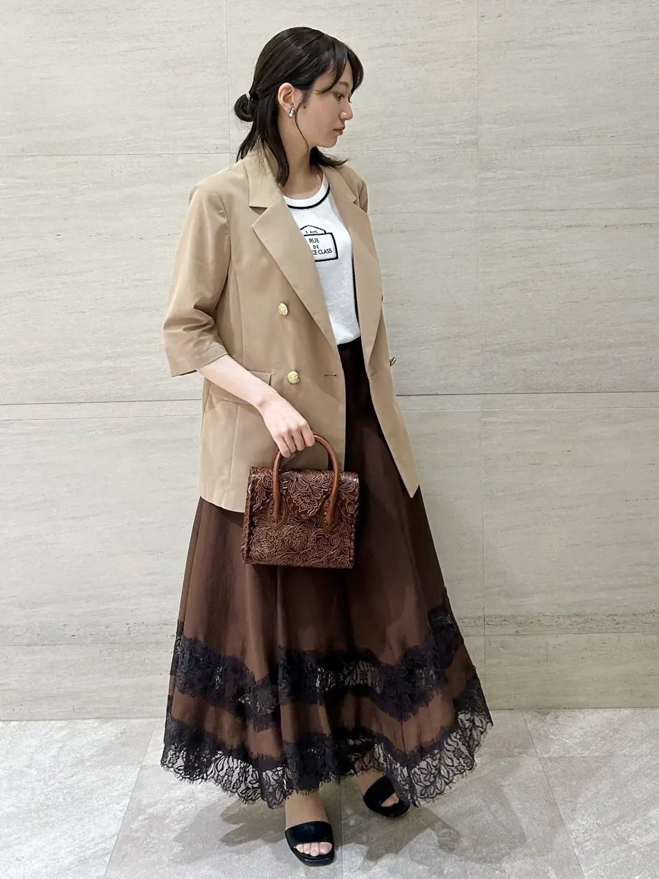 GRACE CONTINENTAL Wakazono コーディネート画像