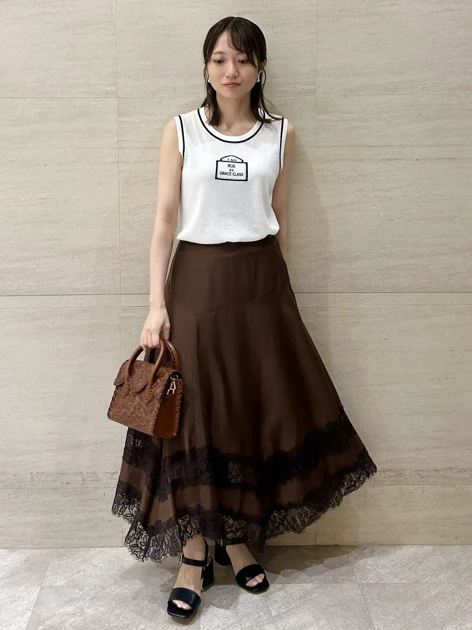 GRACE CONTINENTAL Wakazono コーディネート画像