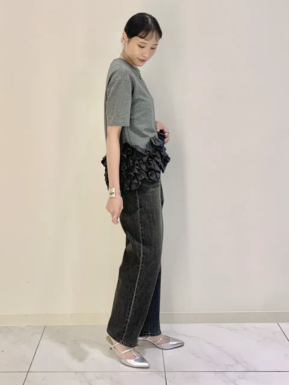 GRACE CONTINENTAL haruka iwasaki コーディネート画像