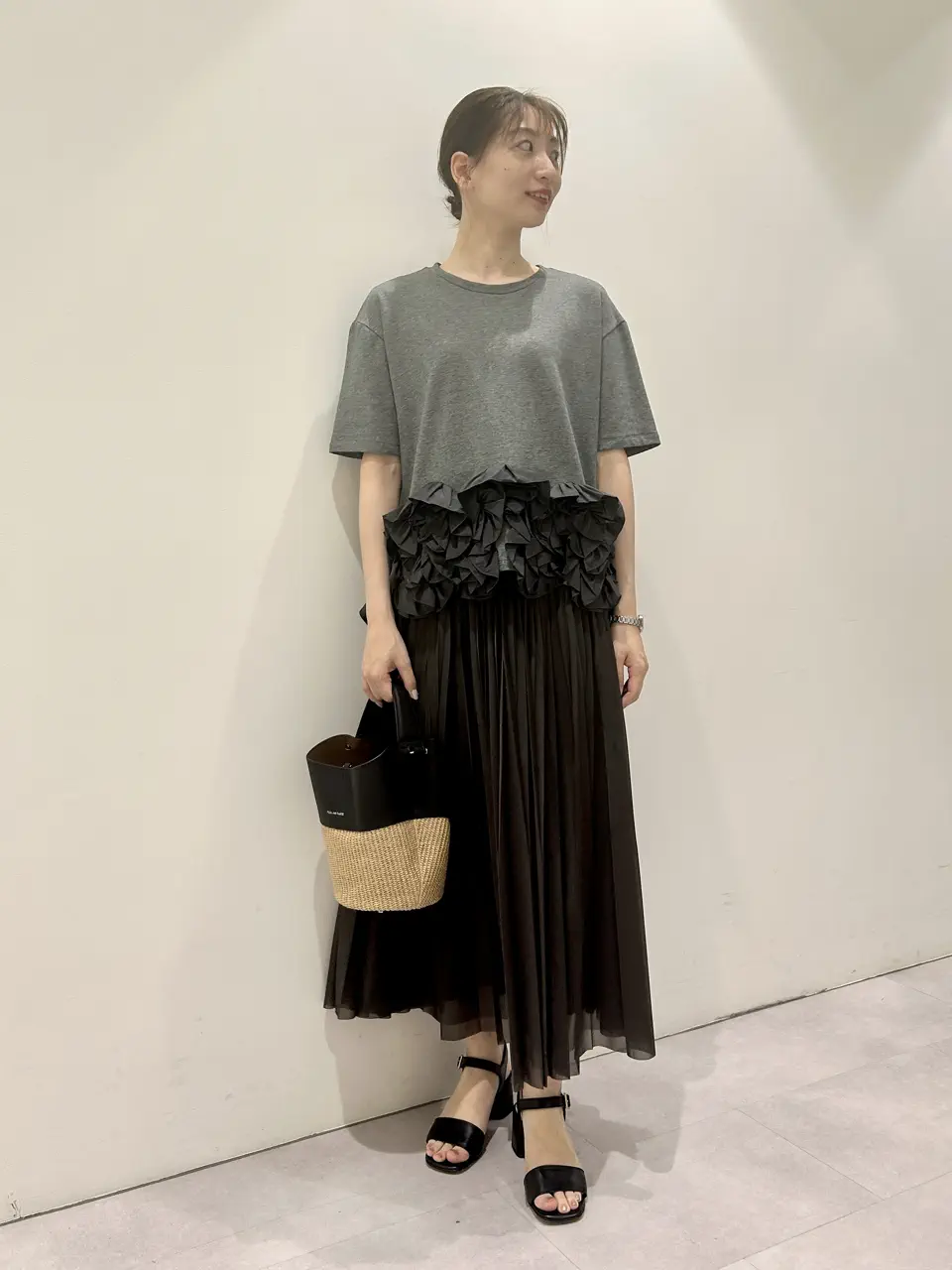 GRACE CONTINENTAL eri コーディネート画像