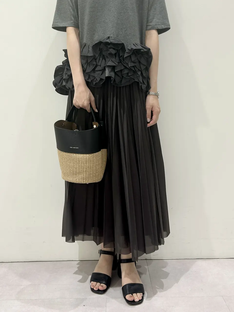 GRACE CONTINENTAL eri コーディネート画像