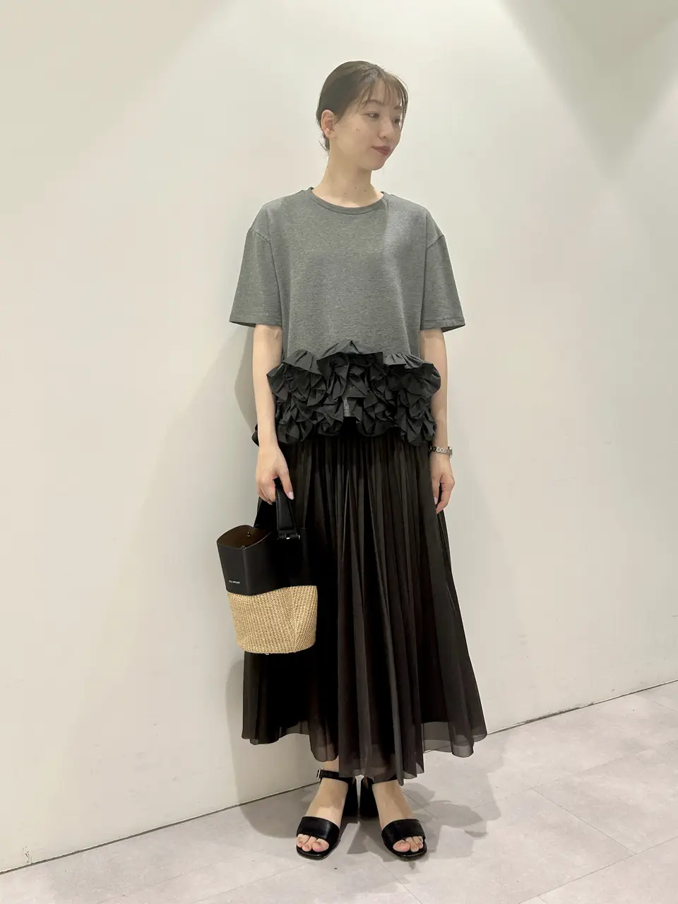 GRACE CONTINENTAL eri コーディネート画像