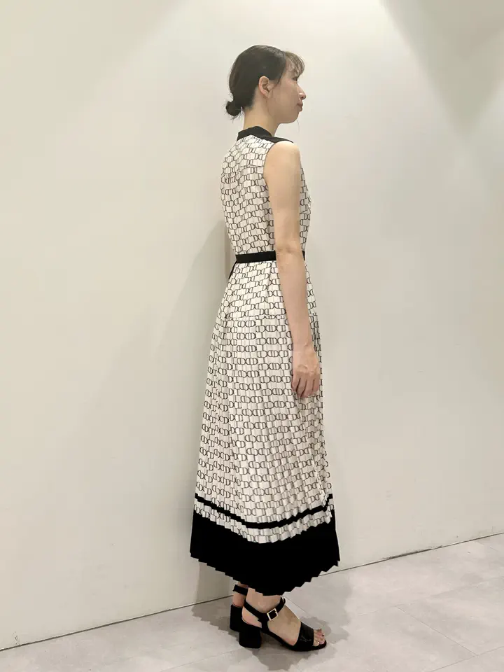 GRACE CONTINENTAL eri コーディネート画像