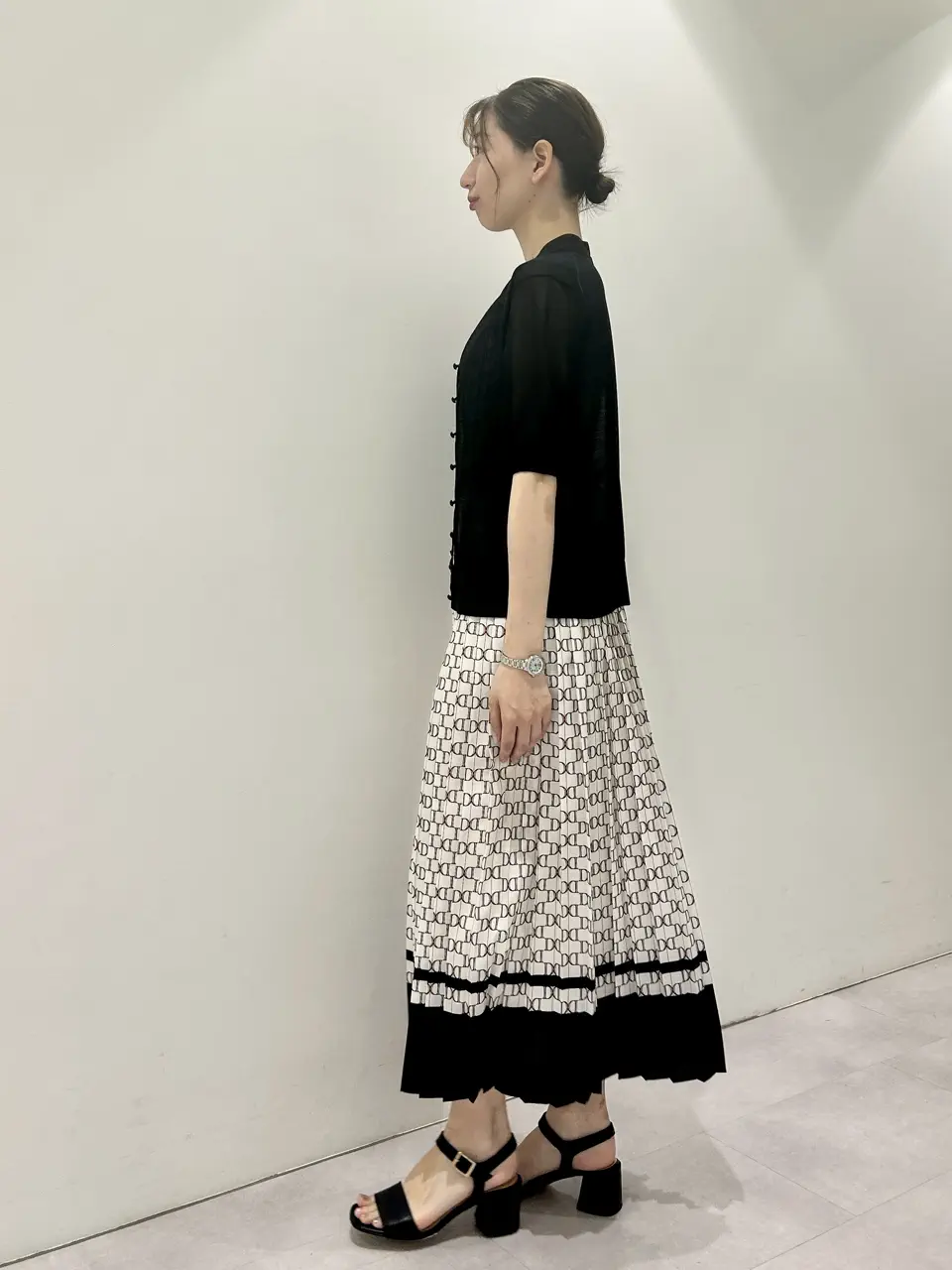 GRACE CONTINENTAL eri コーディネート画像