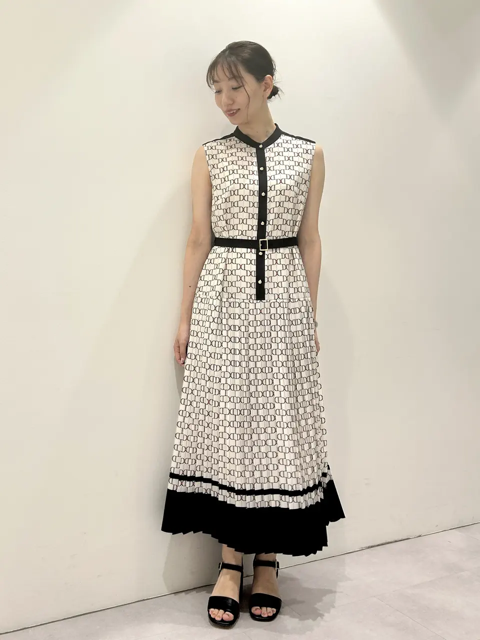 GRACE CONTINENTAL eri コーディネート画像