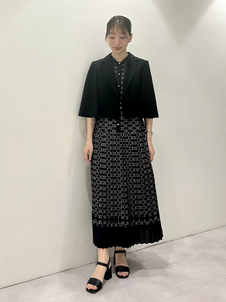 GRACE CONTINENTAL eri コーディネート画像