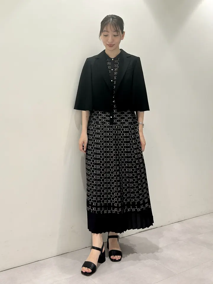 GRACE CONTINENTAL eri コーディネート画像