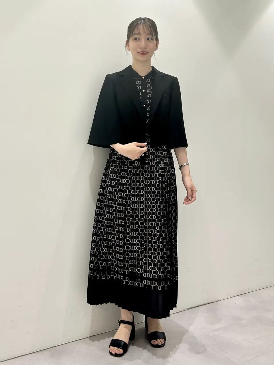 GRACE CONTINENTAL eri コーディネート画像