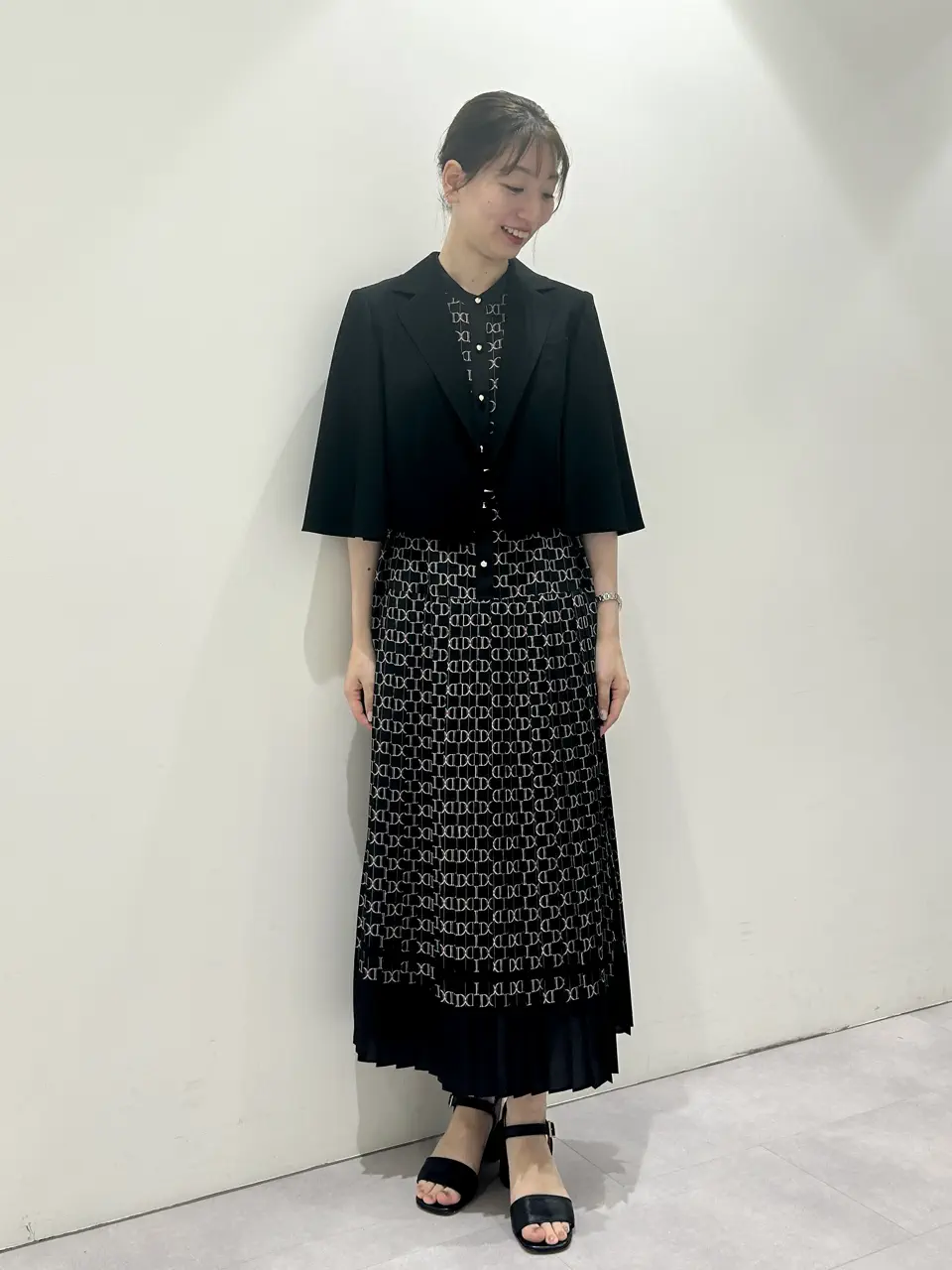 GRACE CONTINENTAL eri コーディネート画像