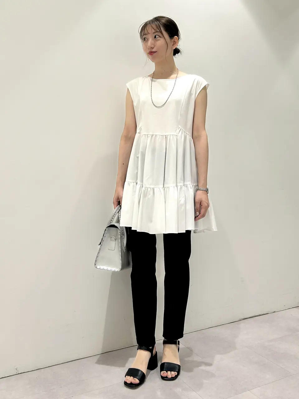 GRACE CONTINENTAL eri コーディネート画像