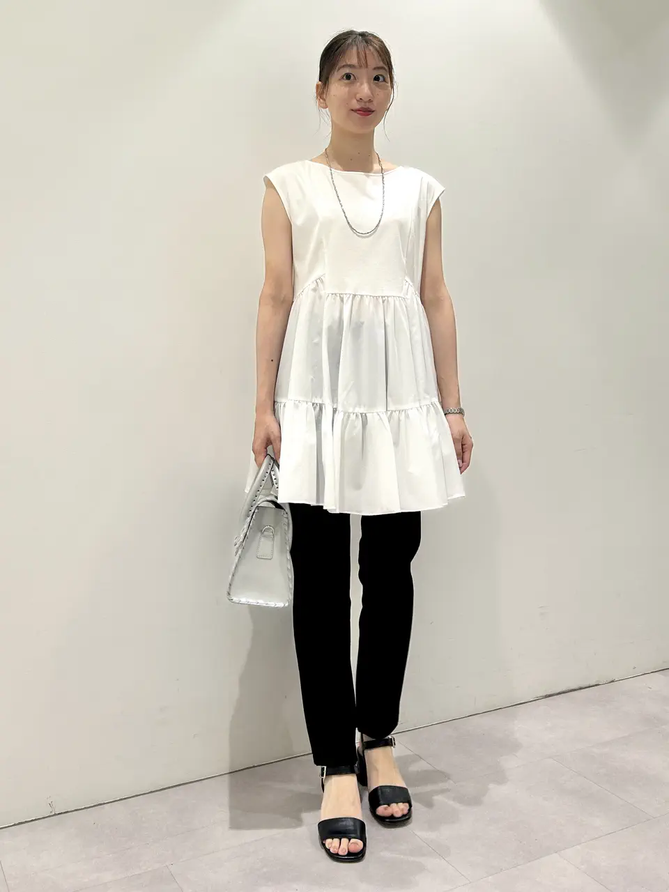 GRACE CONTINENTAL eri コーディネート画像