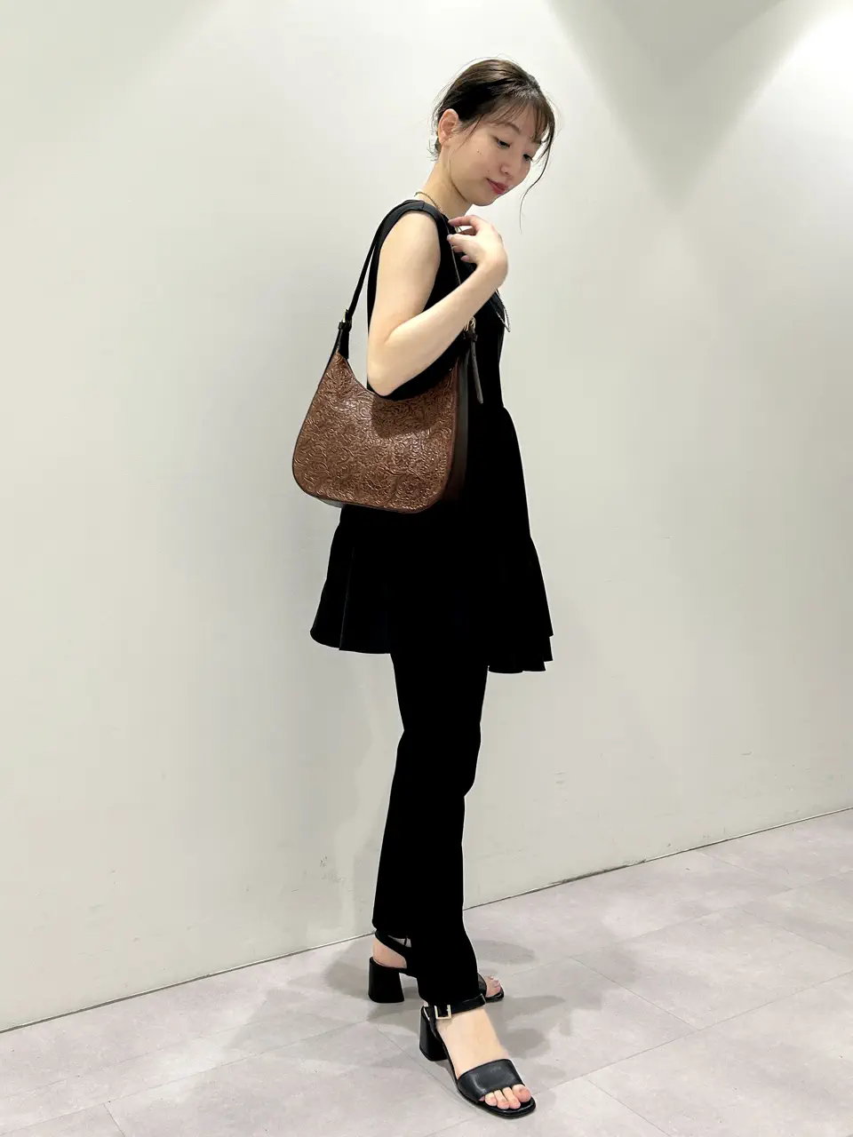 GRACE CONTINENTAL eri コーディネート画像