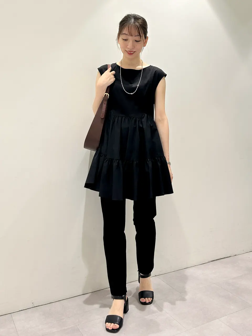GRACE CONTINENTAL eri コーディネート画像