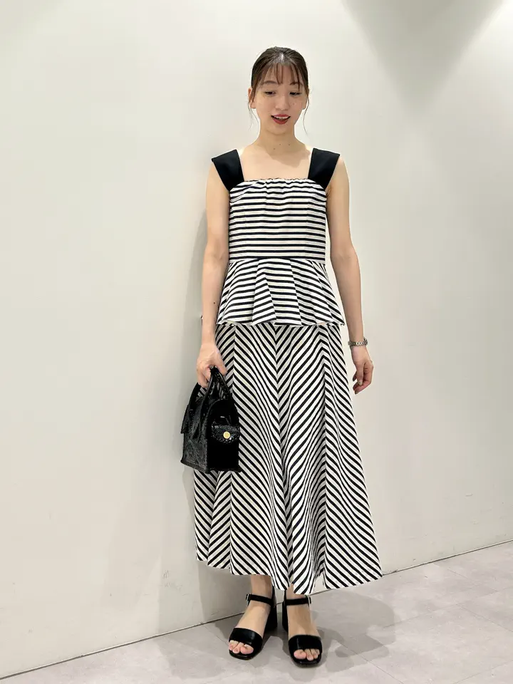 GRACE CONTINENTAL eri コーディネート画像
