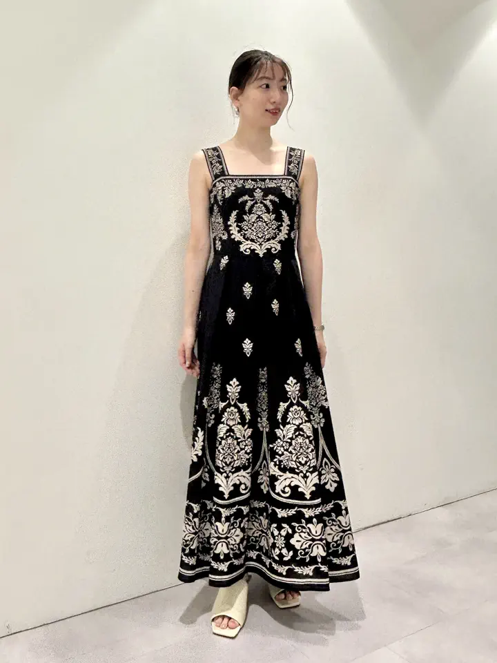 GRACE CONTINENTAL eri コーディネート画像