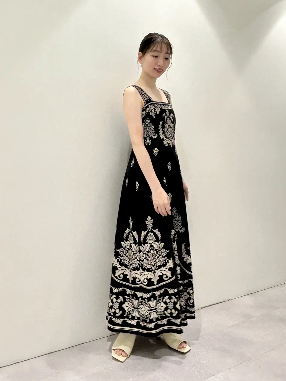 GRACE CONTINENTAL eri コーディネート画像