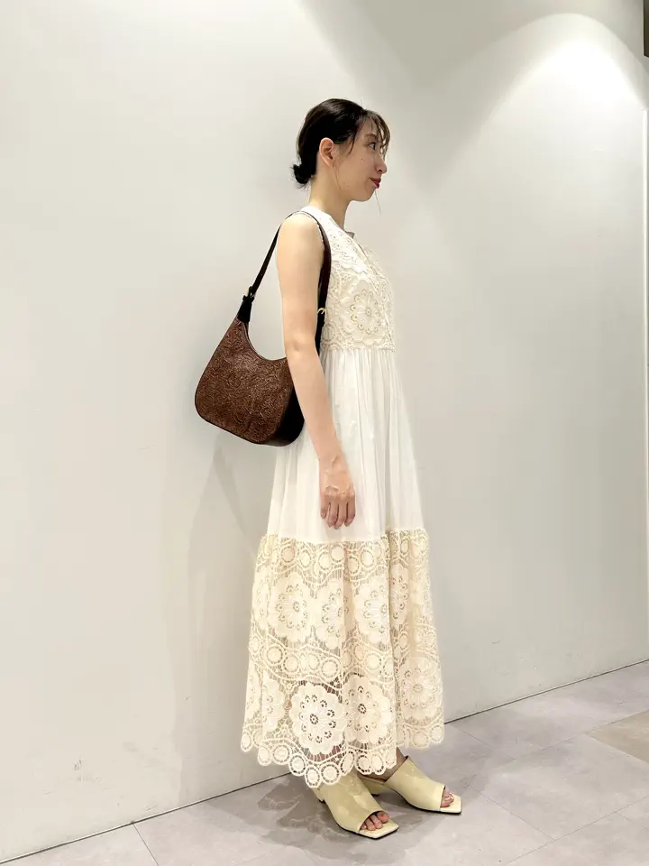 GRACE CONTINENTAL eri コーディネート画像
