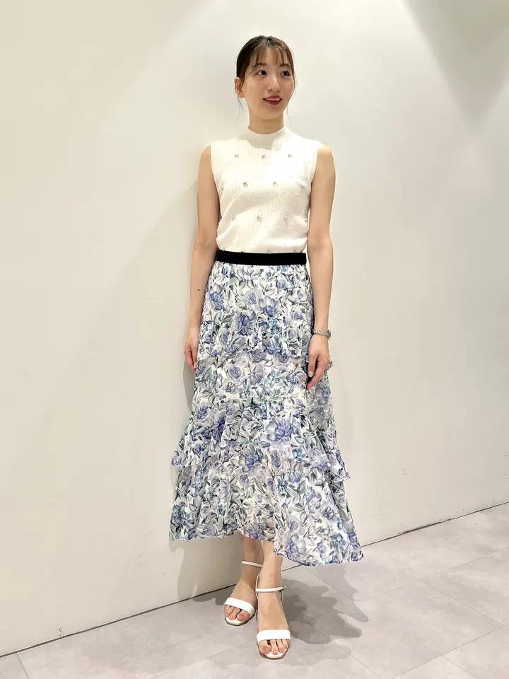 GRACE CONTINENTAL eri コーディネート画像
