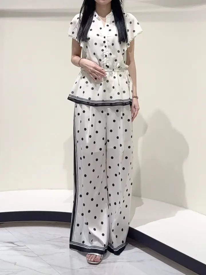 GRACE CONTINENTAL Suzuka コーディネート画像