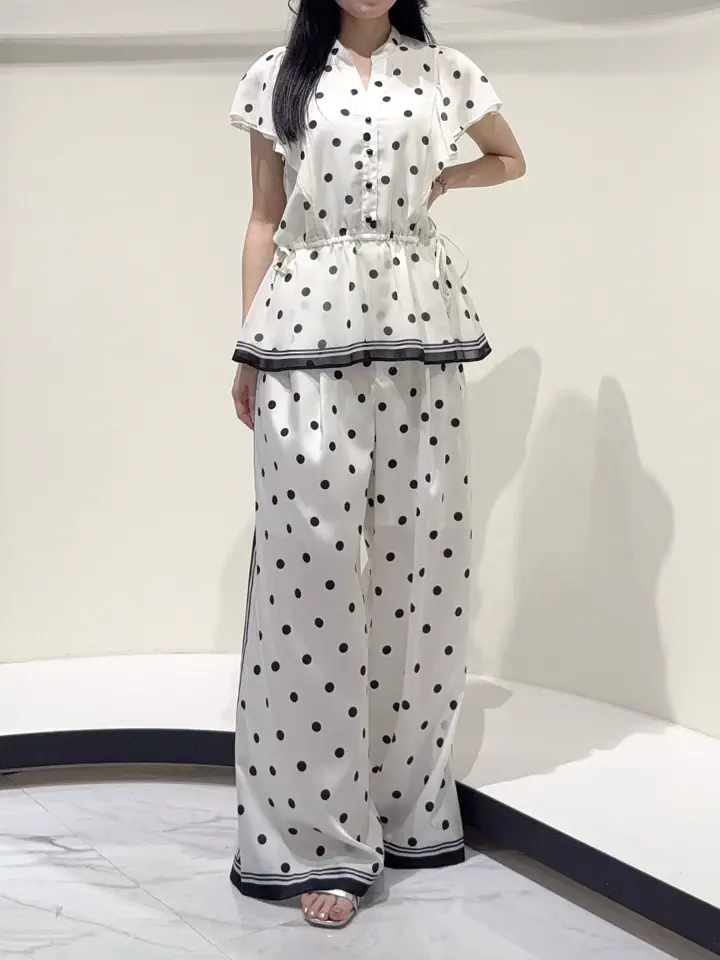GRACE CONTINENTAL Suzuka コーディネート画像