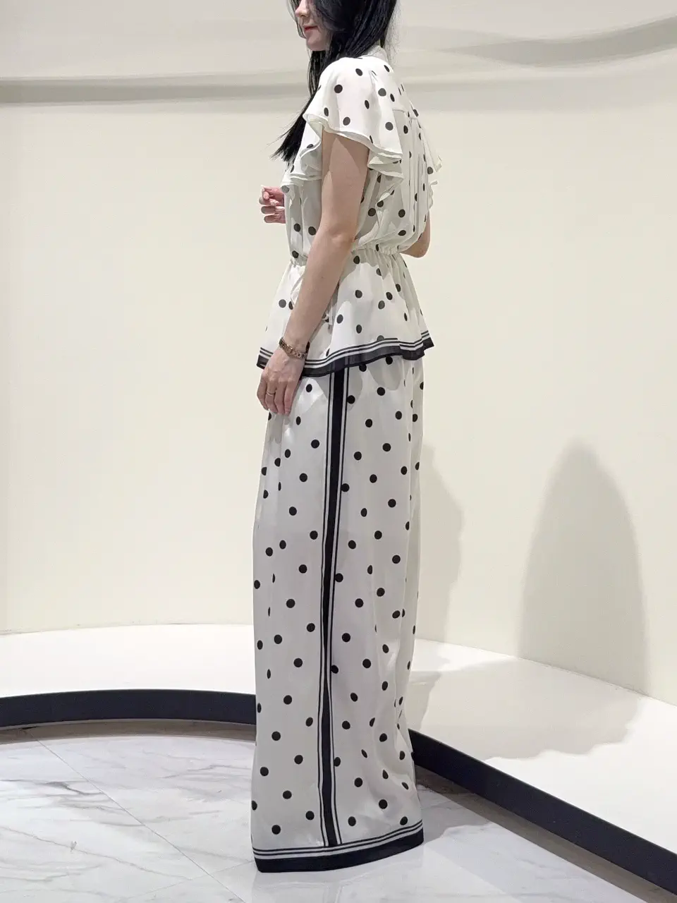 GRACE CONTINENTAL Suzuka コーディネート画像