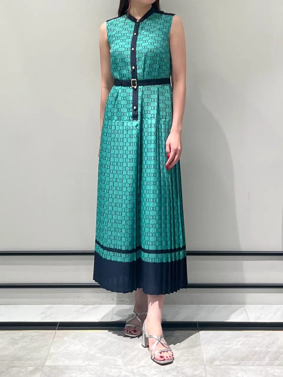 GRACE CONTINENTAL RIKO コーディネート画像