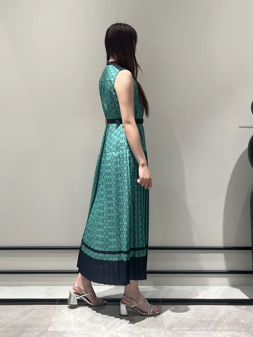 GRACE CONTINENTAL RIKO コーディネート画像