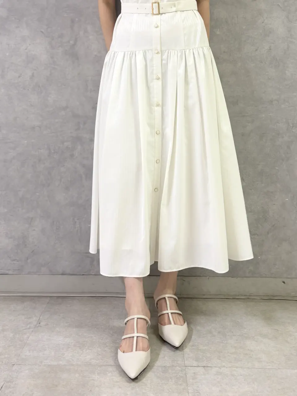 GRACE CONTINENTAL kobayashi コーディネート画像