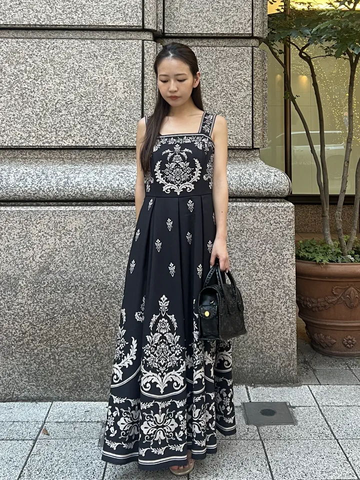 GRACE CONTINENTAL ERINA KATO コーディネート画像