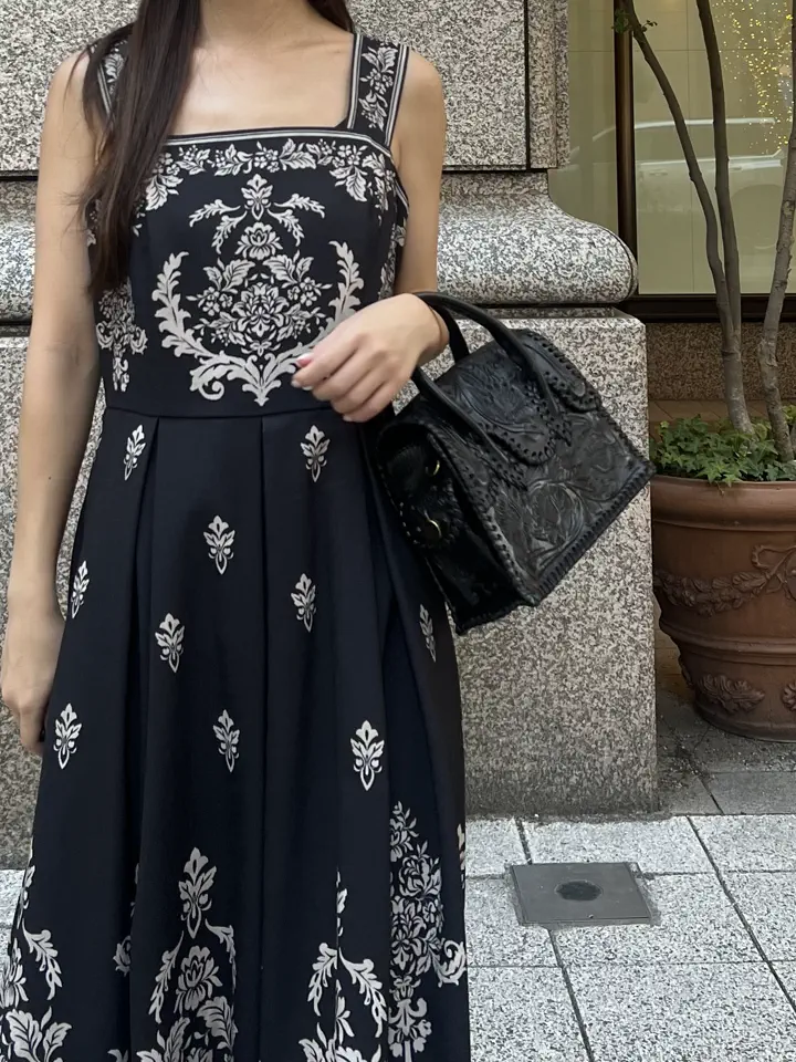 GRACE CONTINENTAL ERINA KATO コーディネート画像