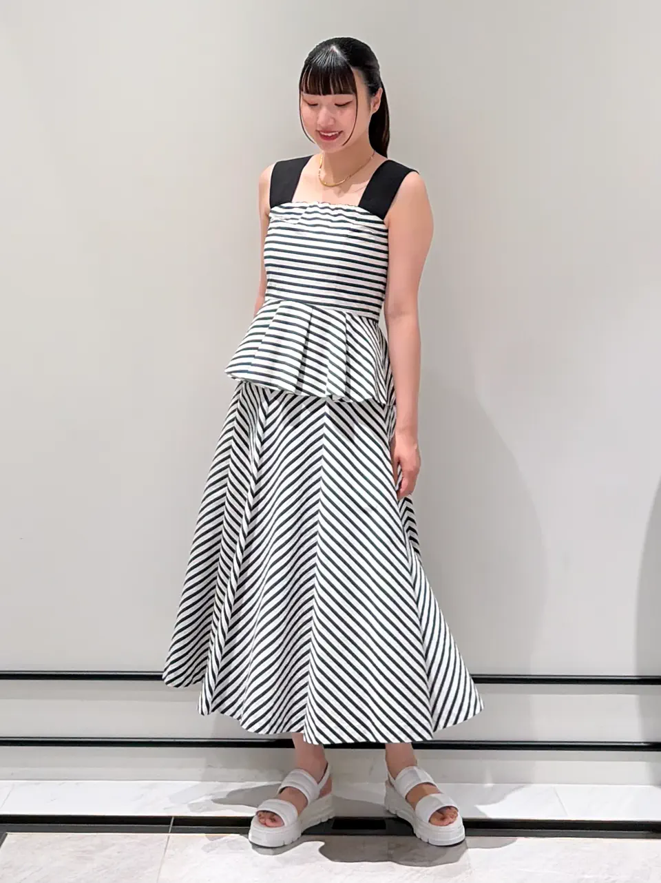 GRACE CONTINENTAL CHISAKO.S コーディネート画像