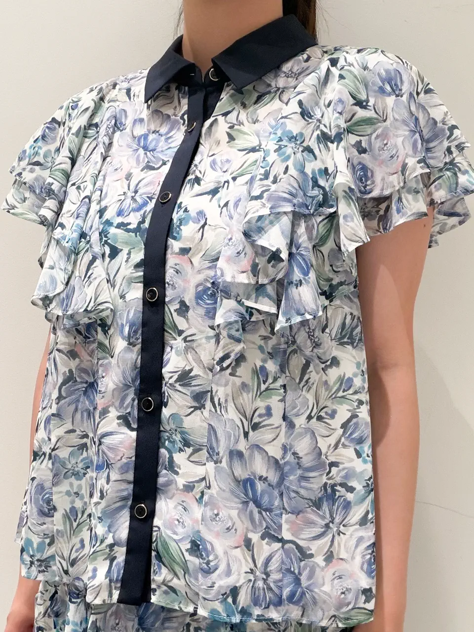 GRACE CONTINENTAL CHISAKO.S コーディネート画像