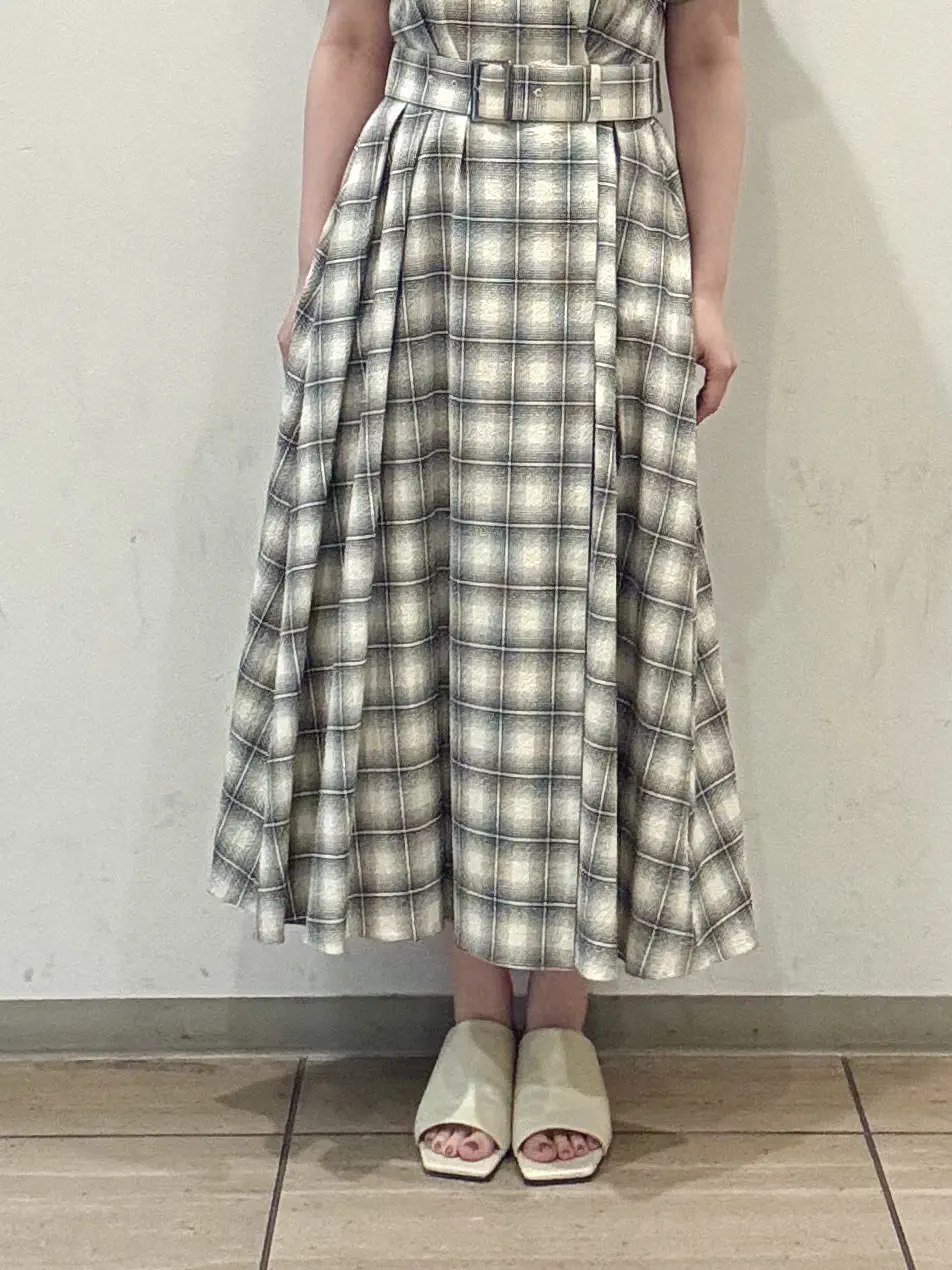 GRACE CONTINENTAL A コーディネート画像