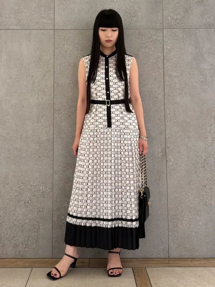 GRACE CONTINENTAL anri コーディネート画像