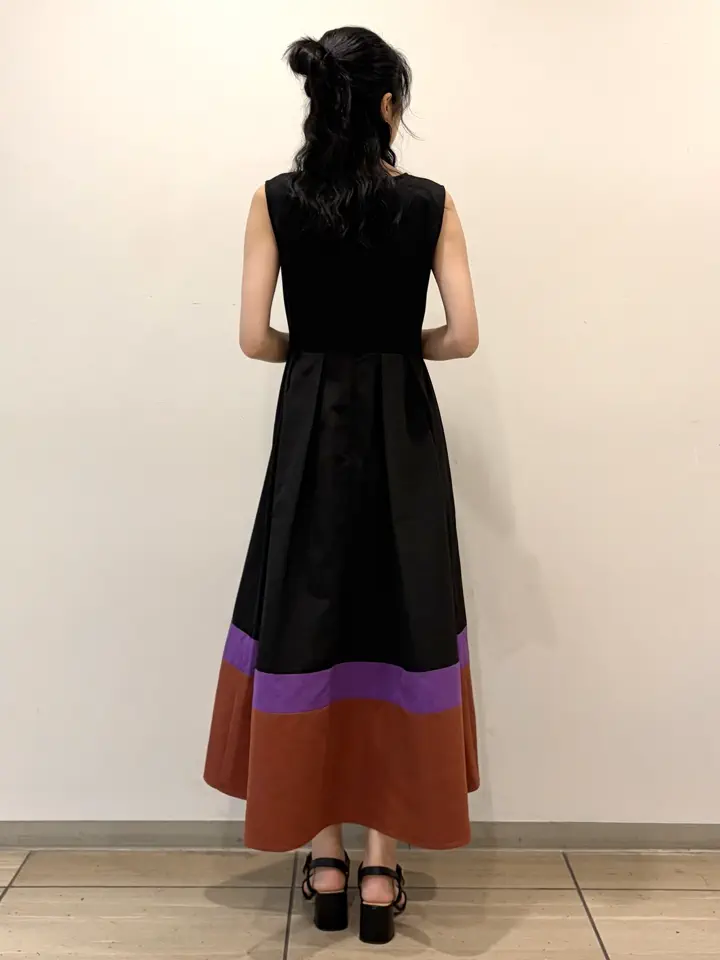 GRACE CONTINENTAL yoshi コーディネート画像