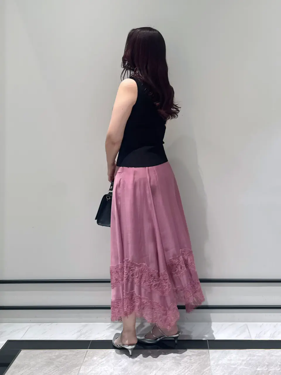 GRACE CONTINENTAL MOMOKO コーディネート画像