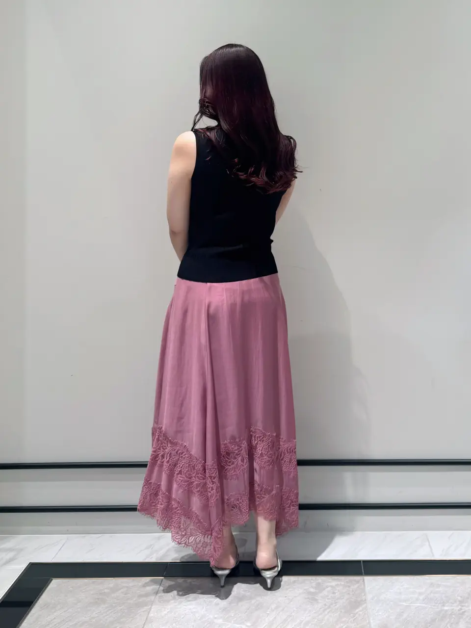 GRACE CONTINENTAL MOMOKO コーディネート画像