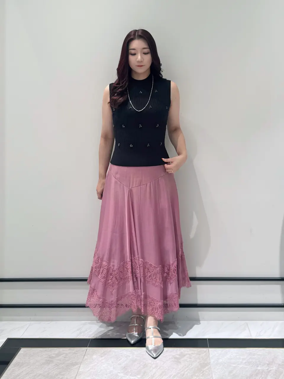 GRACE CONTINENTAL MOMOKO コーディネート画像