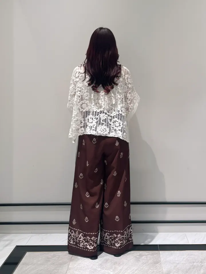 GRACE CONTINENTAL MOMOKO コーディネート画像