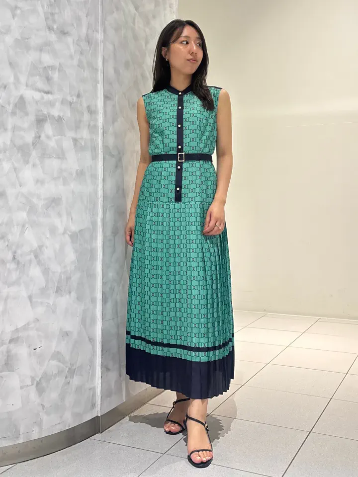 GRACE CONTINENTAL 岩永 春佳 コーディネート画像