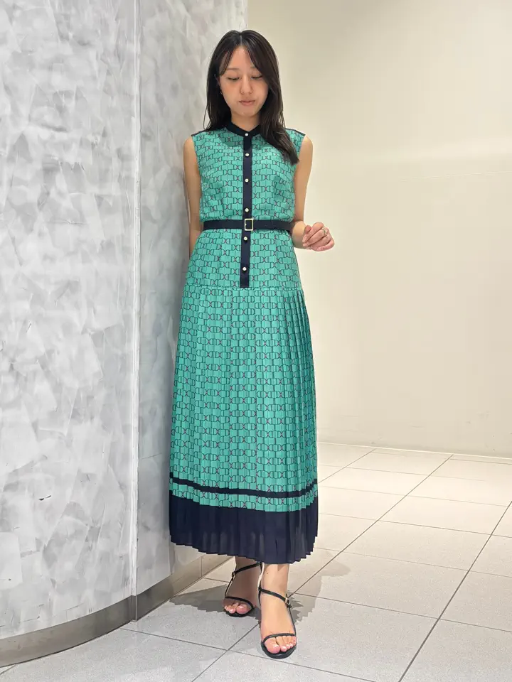 GRACE CONTINENTAL 岩永 春佳 コーディネート画像