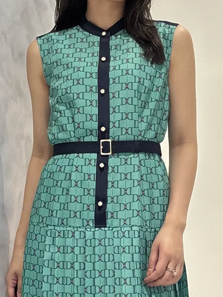 GRACE CONTINENTAL 岩永 春佳 コーディネート画像